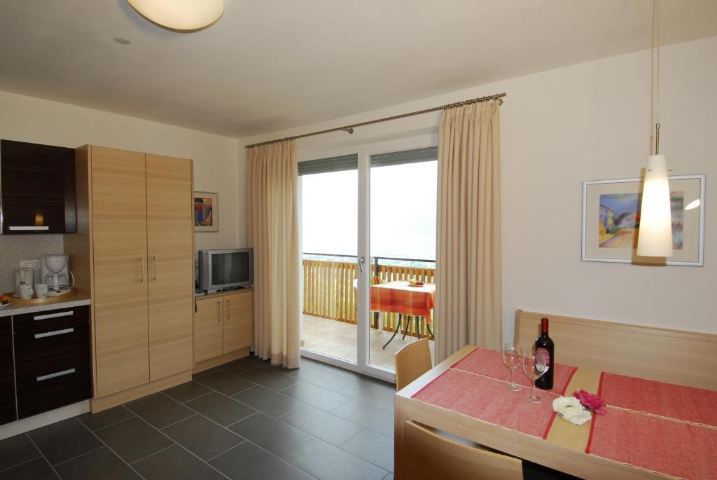 Aparthotel Der Blaue Reiter à Schenna Extérieur photo