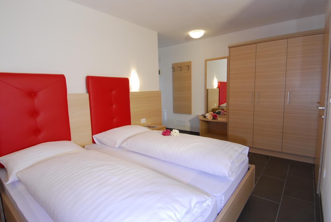Aparthotel Der Blaue Reiter à Schenna Extérieur photo