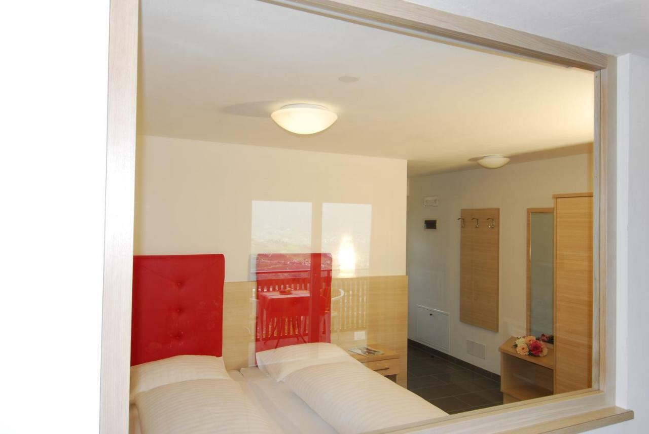 Aparthotel Der Blaue Reiter à Schenna Extérieur photo